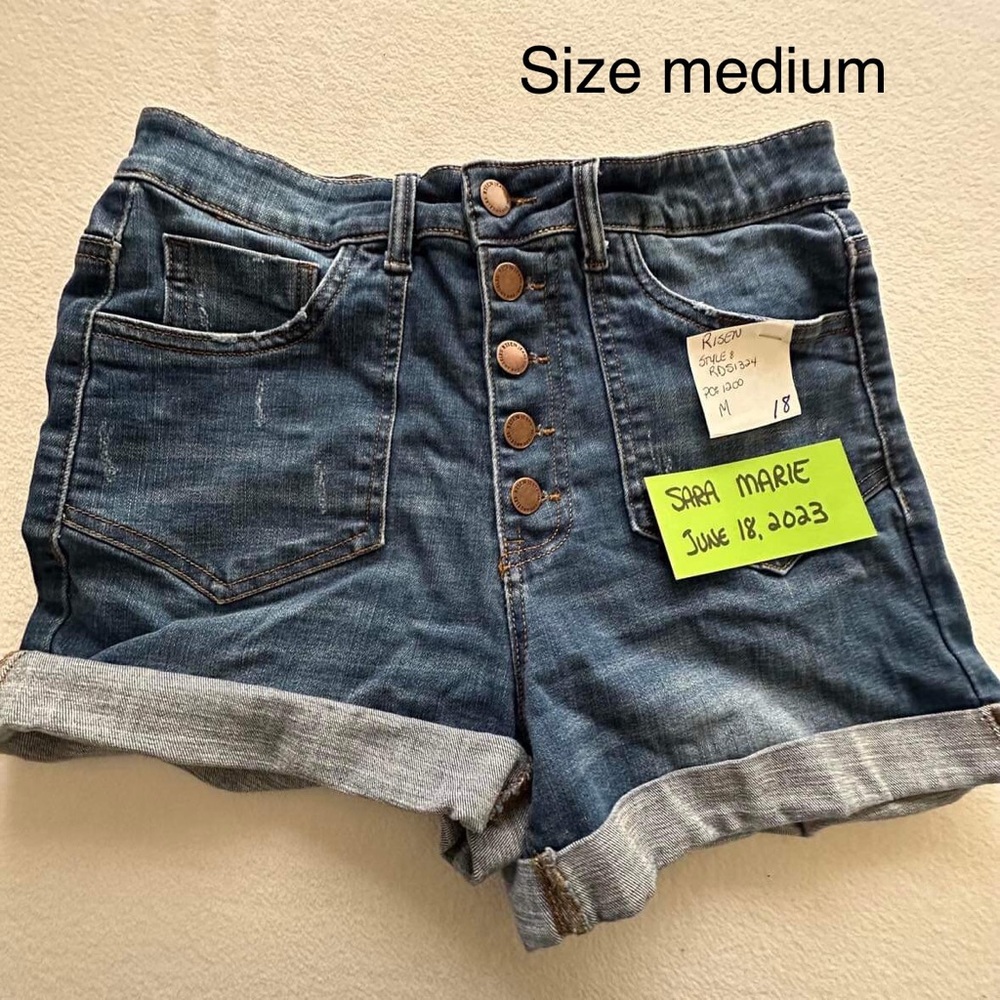 Risen shorts